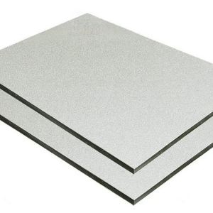 დიბონდი ვერცხლისფერი გლუვი 1.50x2.50სმ 4მმ