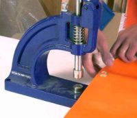 ლუვერსის დასამაგრებელი აპარატი || Louver attachment device